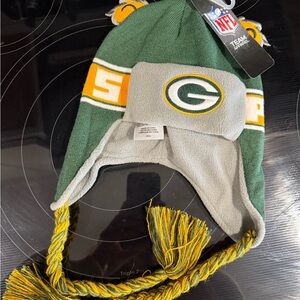 NFL Kids Earflap Hat - Green and Yellow